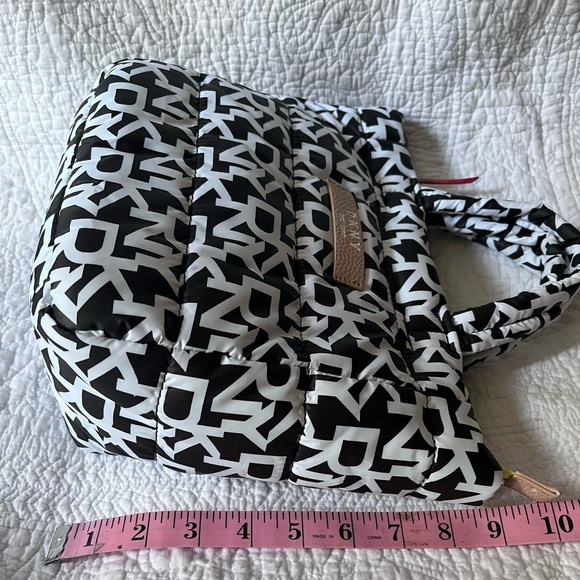 DKNY mini tote and pouch - Picture 2 of 7